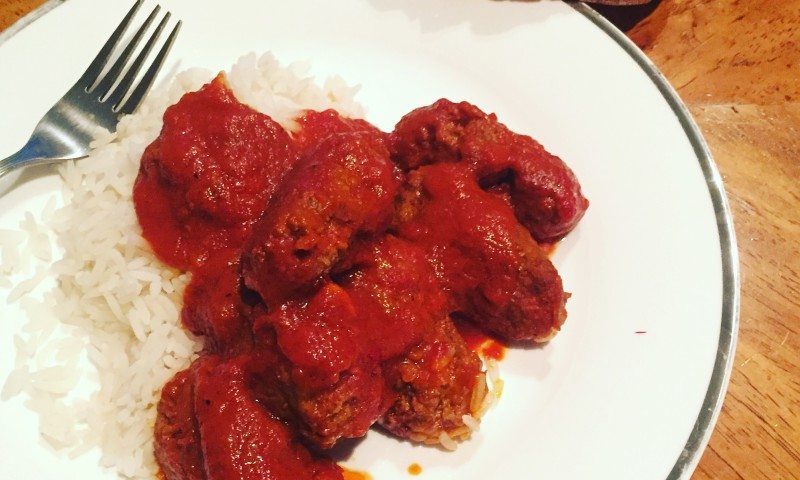 Soutzoukakia Smyrneika – Greek Meatballs with Red Sauce
