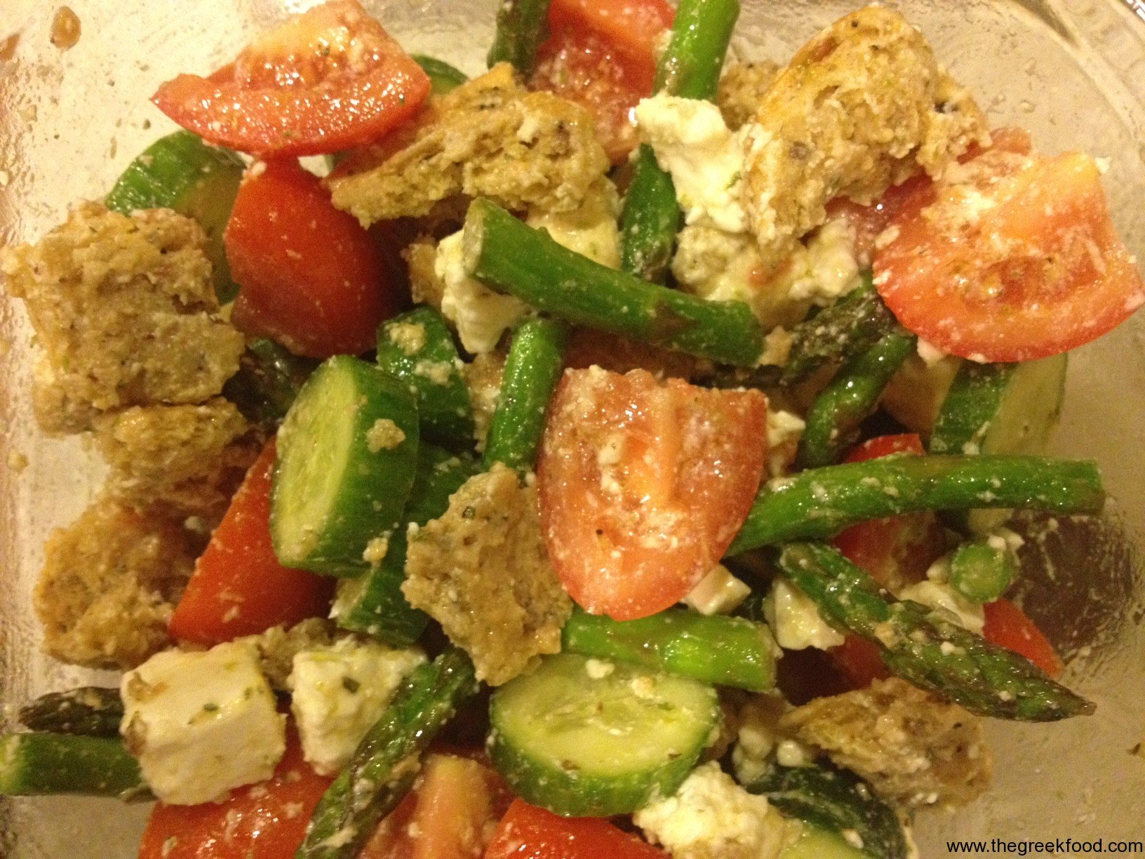 Salad with Bread and Asparagus