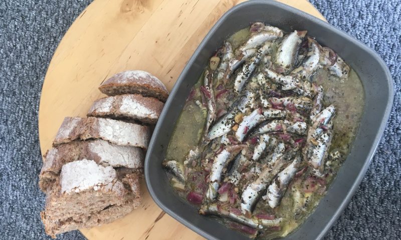Sardines with lemon